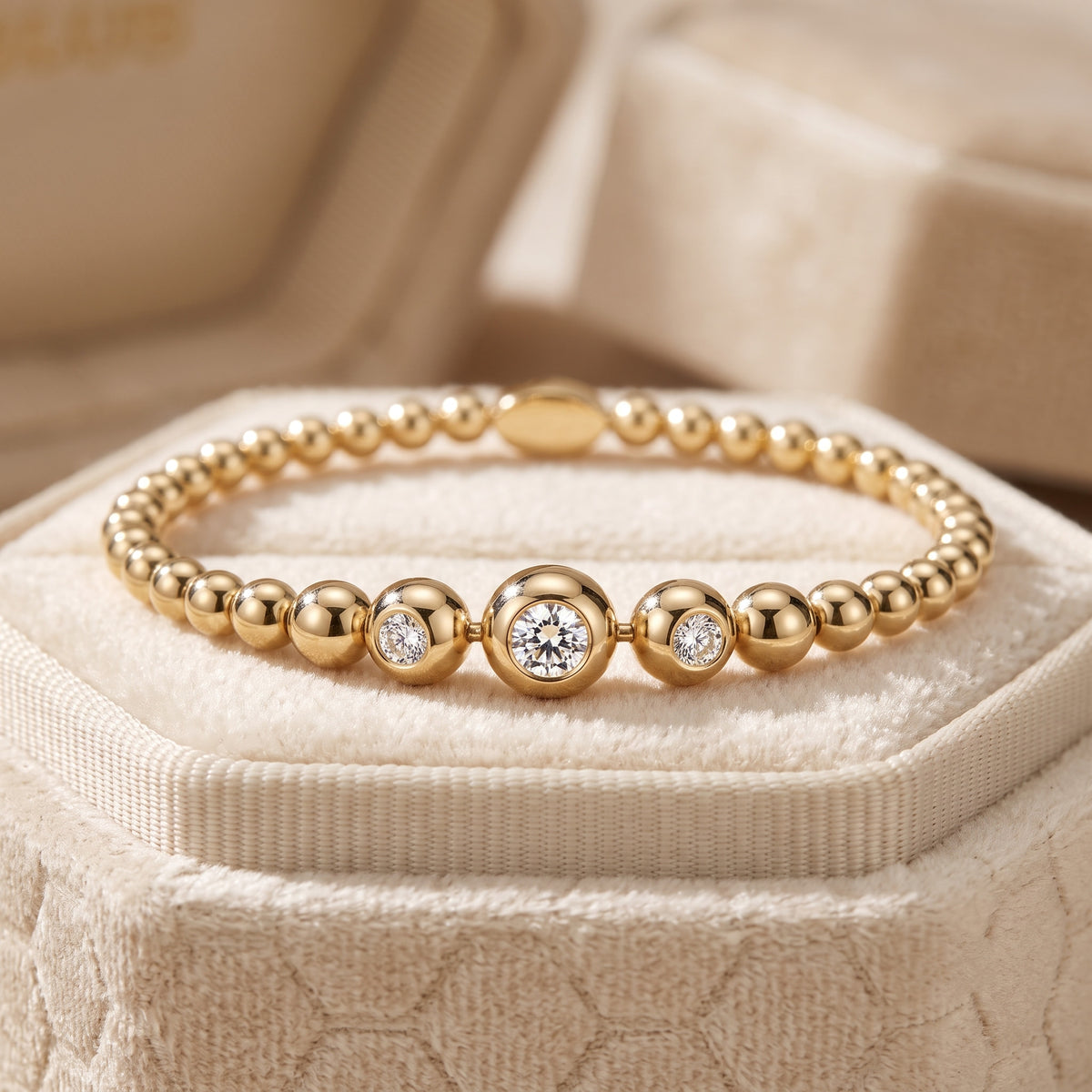 bezel diamond graduated bead stretch bracelet