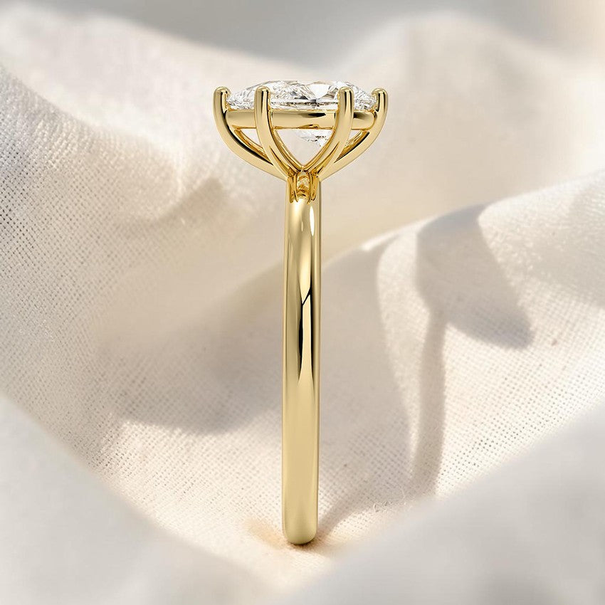 14K Gold 1 Carat Pear Cut Lab Grown Diamond Solitaire Engagement Ring