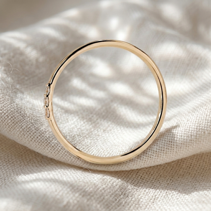 Round Cut 3 Stone Diamond Wedding Band