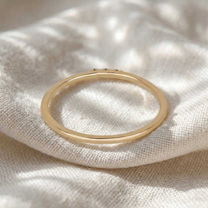 Round Cut 3 Stone Diamond Wedding Band