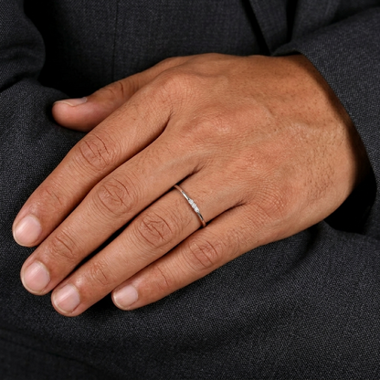 Round Diamond Minimalist Wedding Band