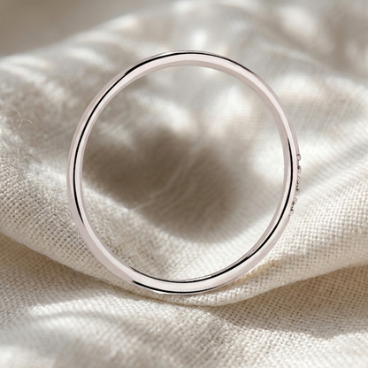 Round Diamond Minimalist Wedding Band