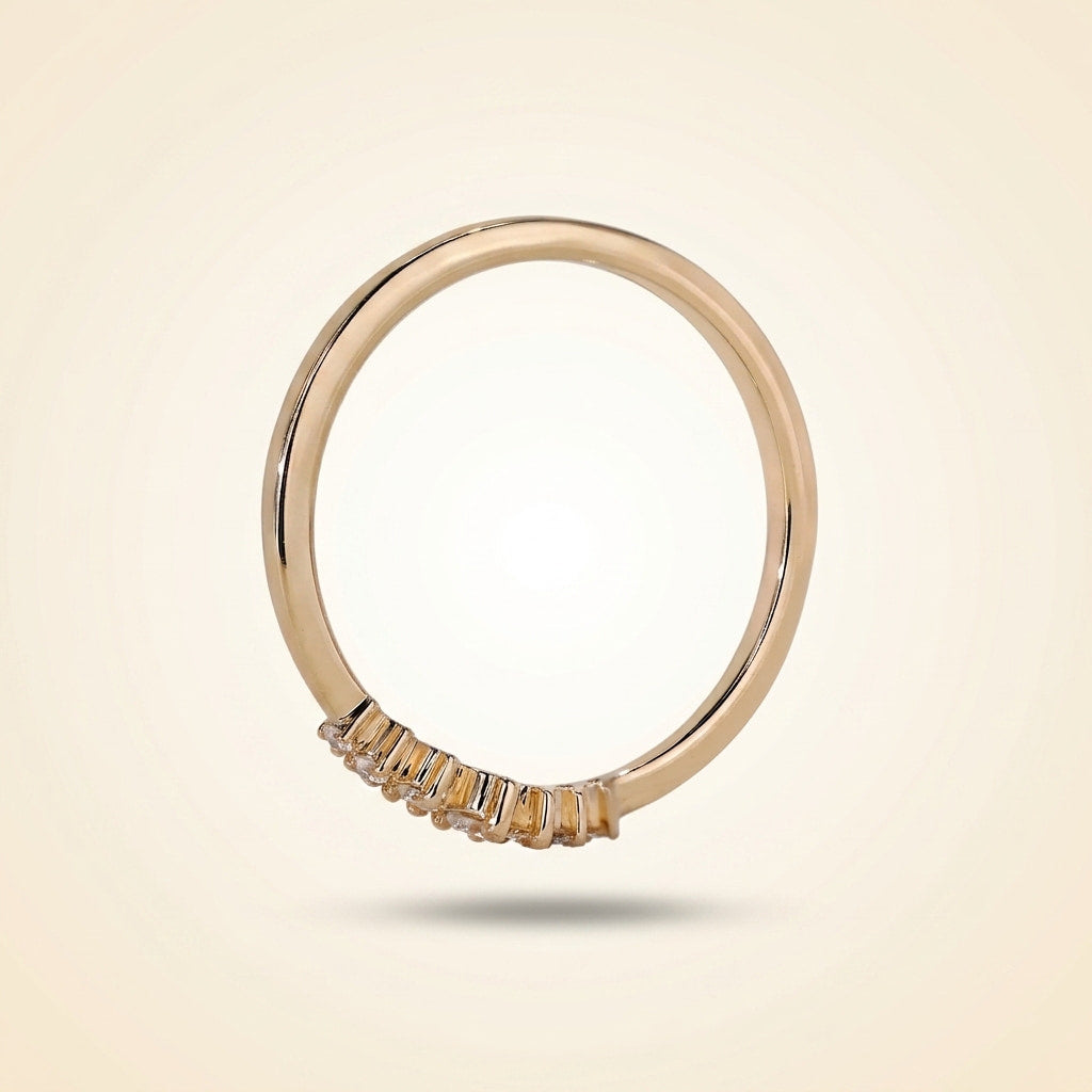 graduated seven-stone diamond wedding band
