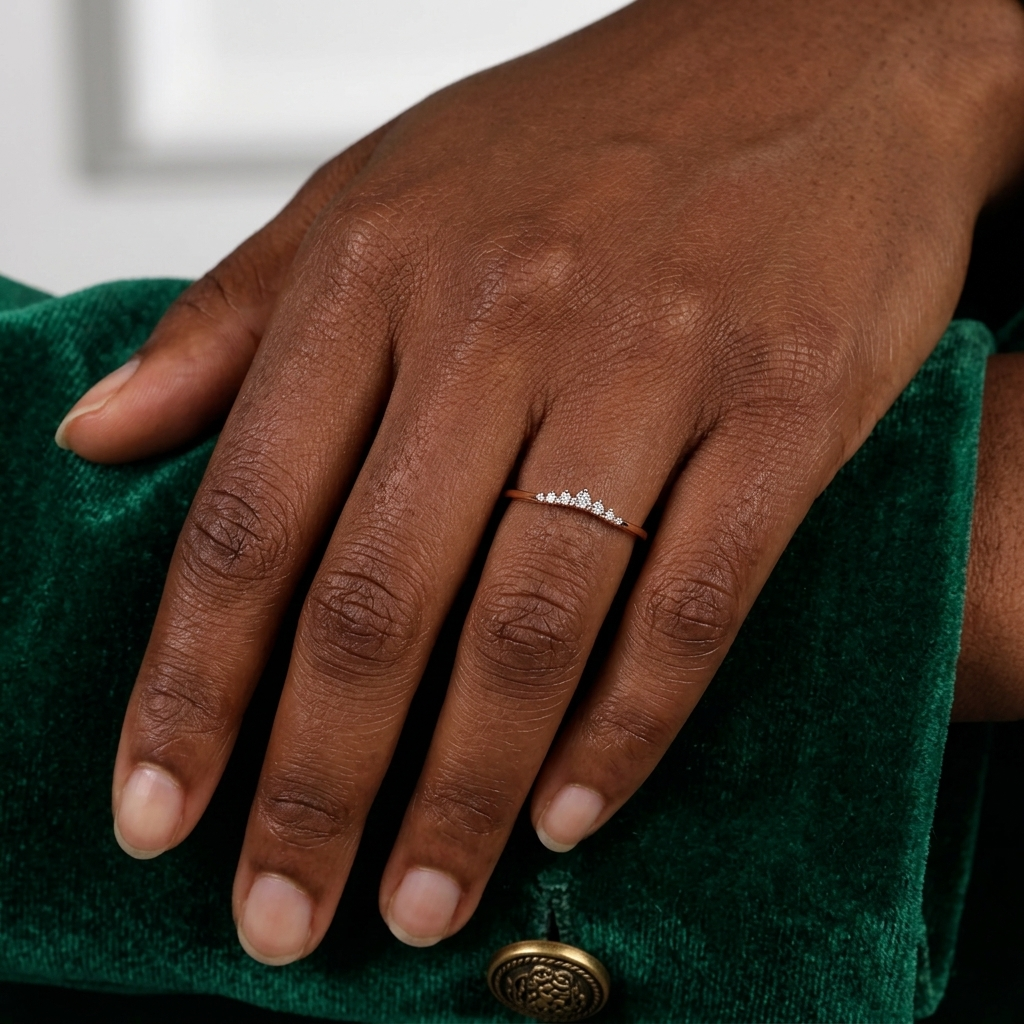 graduated seven-stone diamond wedding band