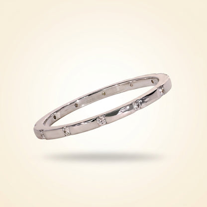 Distant Pavé Round Diamond Wedding Band