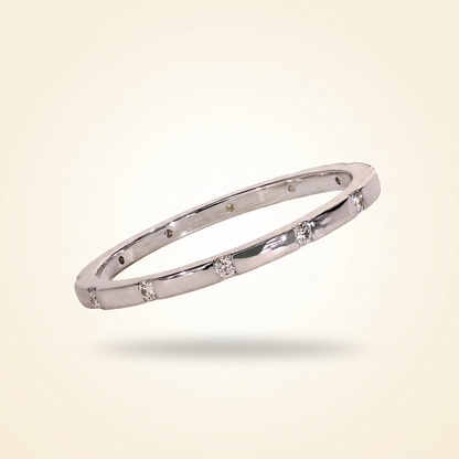 Distant Pavé Round Diamond Wedding Band