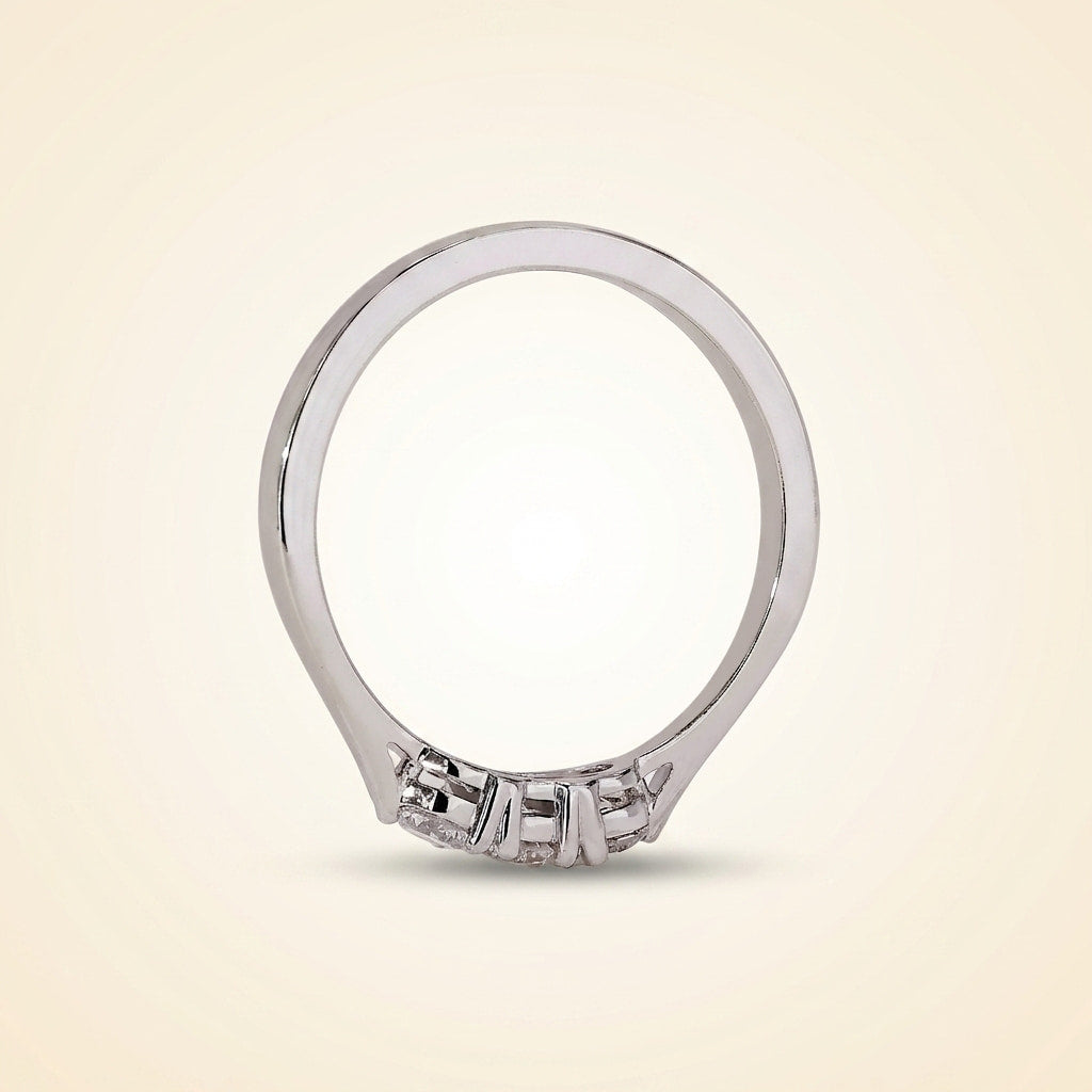 three-stone round diamond shared-prong band