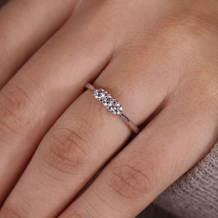 Three-Stone Round Diamond Shared-Prong Band