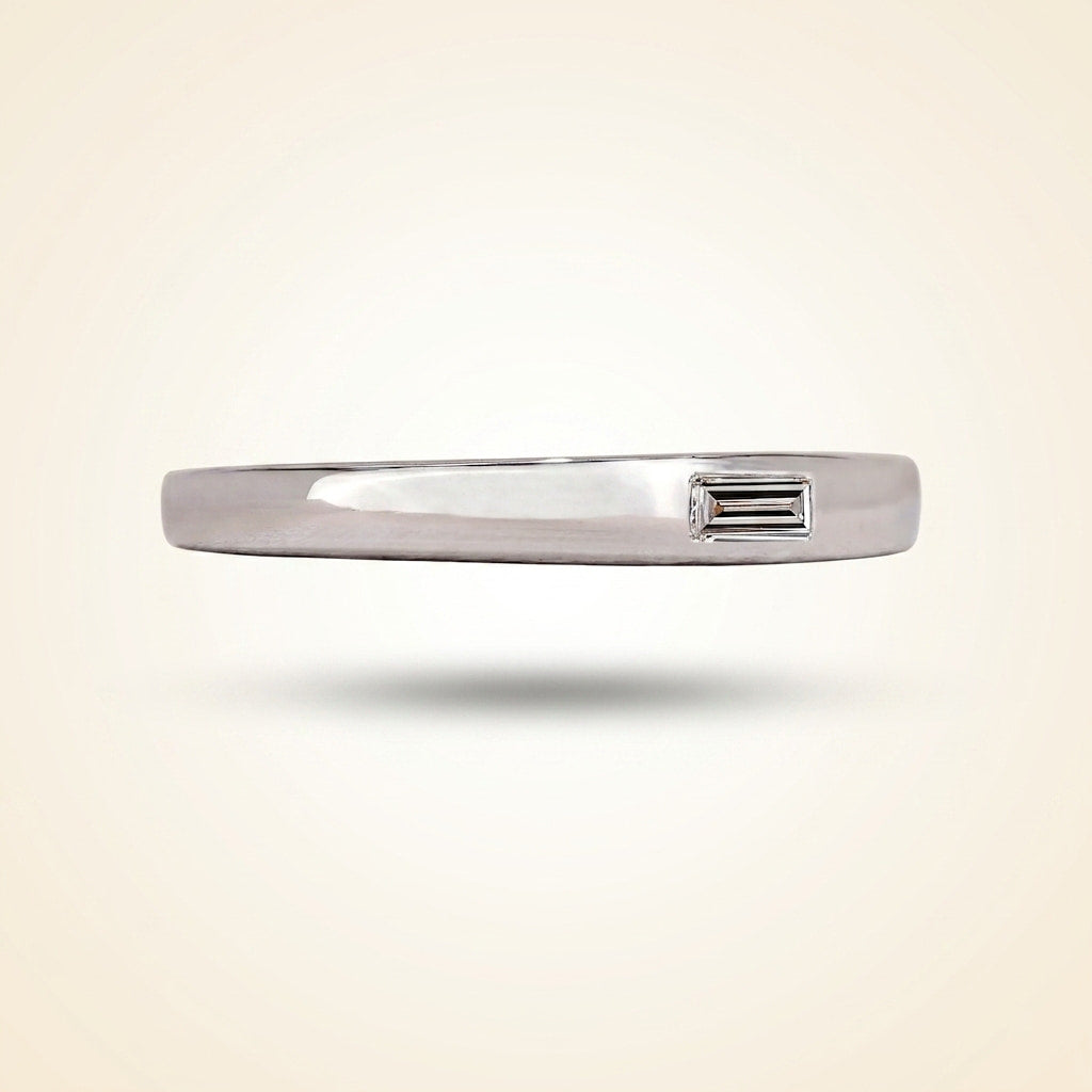 single flush-set baguette diamond solitaire band