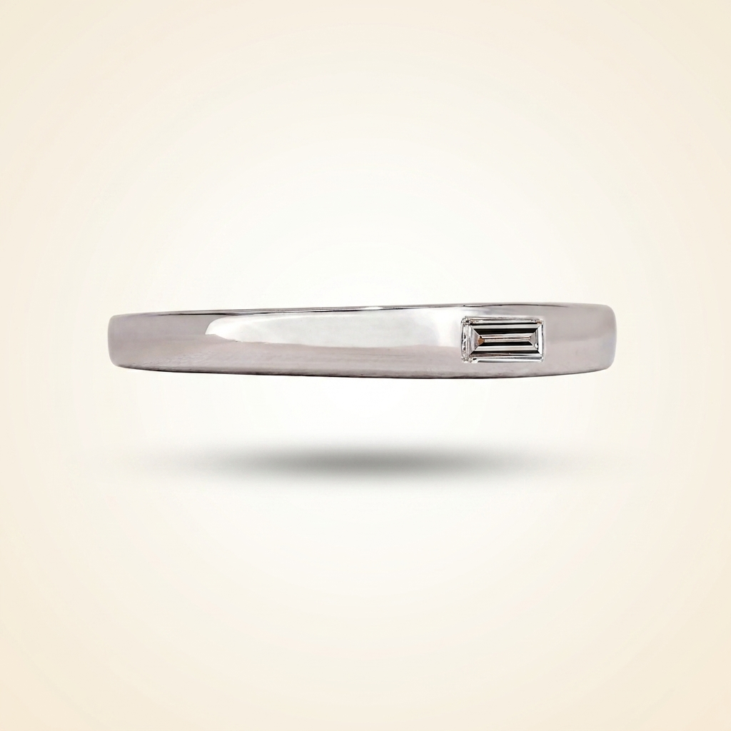 single flush-set baguette diamond solitaire band