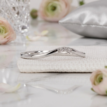 Curved Three-Stone Diamond Chevron Wedding Band in Gold