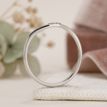 Curved Three-Stone Diamond Chevron Wedding Band in Gold