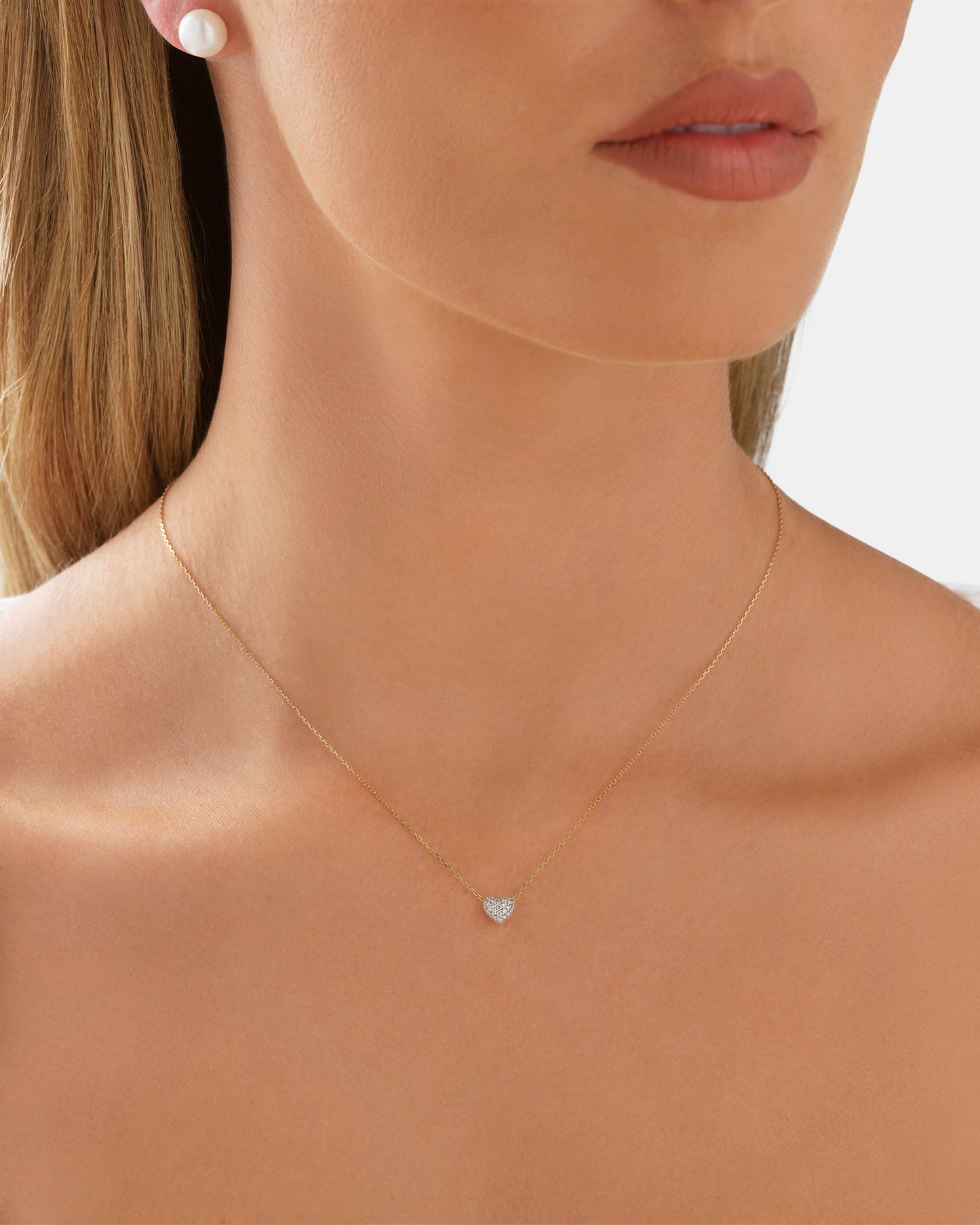 lab grown diamond pavé heart pendant necklace