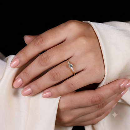Round Cut Diamond Engagement Ring with Graduated Side Stones and Petal Gallery