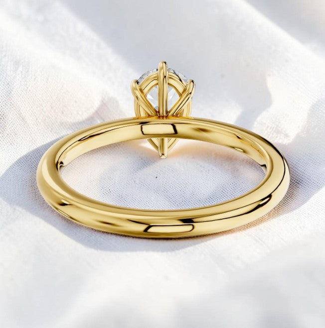 14K Gold 1 Carat Pear Cut Lab Grown Diamond Solitaire Engagement Ring