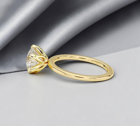 Round Lab Grown Diamond Solitaire Engagement Ring