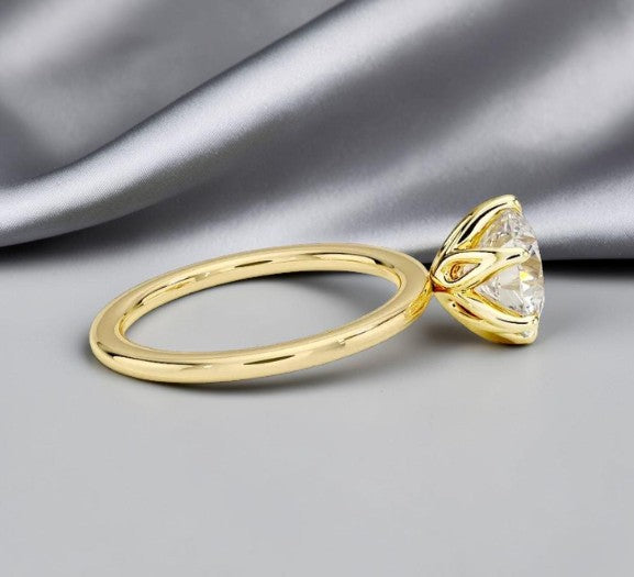 Round Lab Grown Diamond Solitaire Engagement Ring