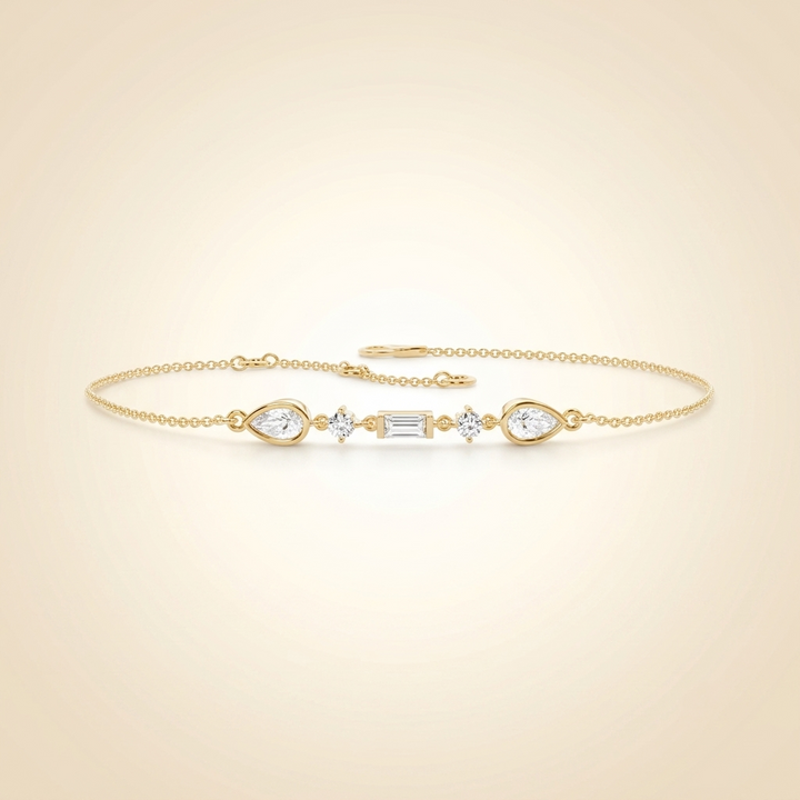 Multi-Shape Diamond Cluster Chain Bracelet in Gold