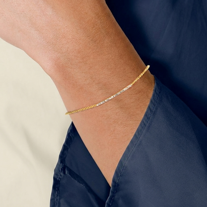 Everyday Chain Baguette and Round Diamond Bar Chain Bracelet in Gold