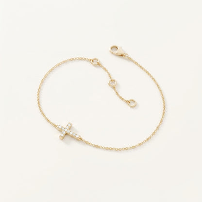 Pavé Diamond Sideways Cross Chain Bracelet in Gold