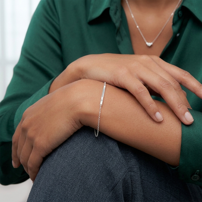 Diamond Inset Horizontal Bar Chain Bracelet in Gold