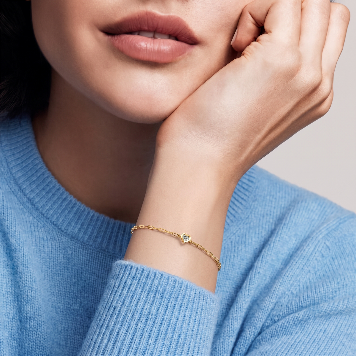 7 in. heart shaped lab diamond paperclip chain bracelet
