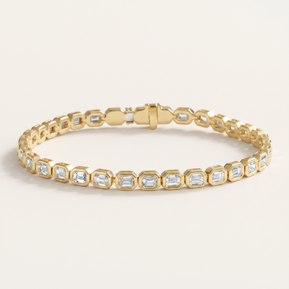 Bezel-Set Emerald Cut Diamond Tennis Bracelet in Gold