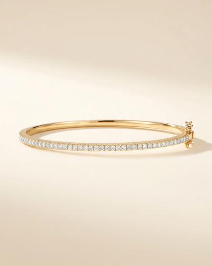 Lab Grown Round Diamond Shared Prong Line Bangle
