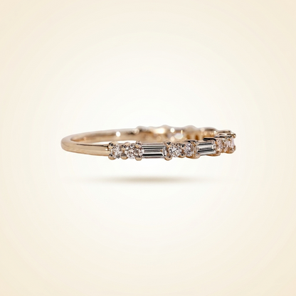 Alternating Baguette and Round Cut Diamond Band