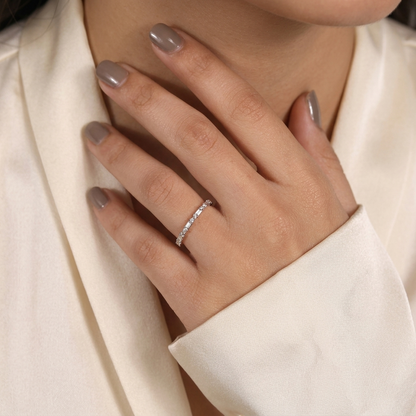 Alternating Baguette and Round Cut Diamond Band