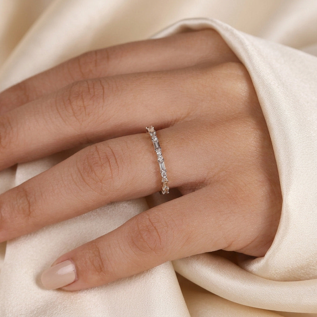 alternating baguette and round cut diamond band