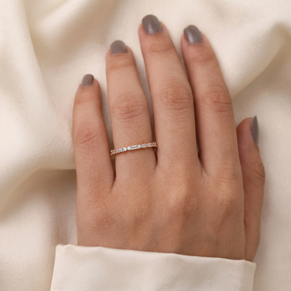Alternating Baguette and Round Cut Diamond Band