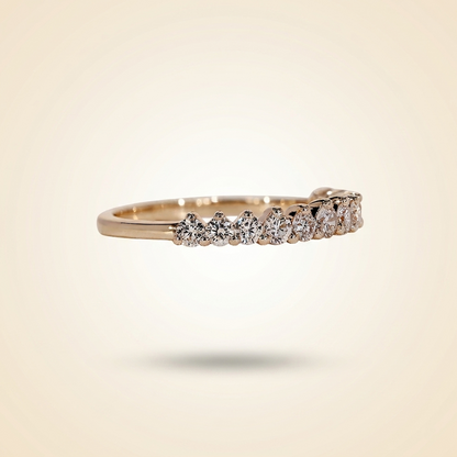 Graduated Round Cut Diamond Half-Eternity Band