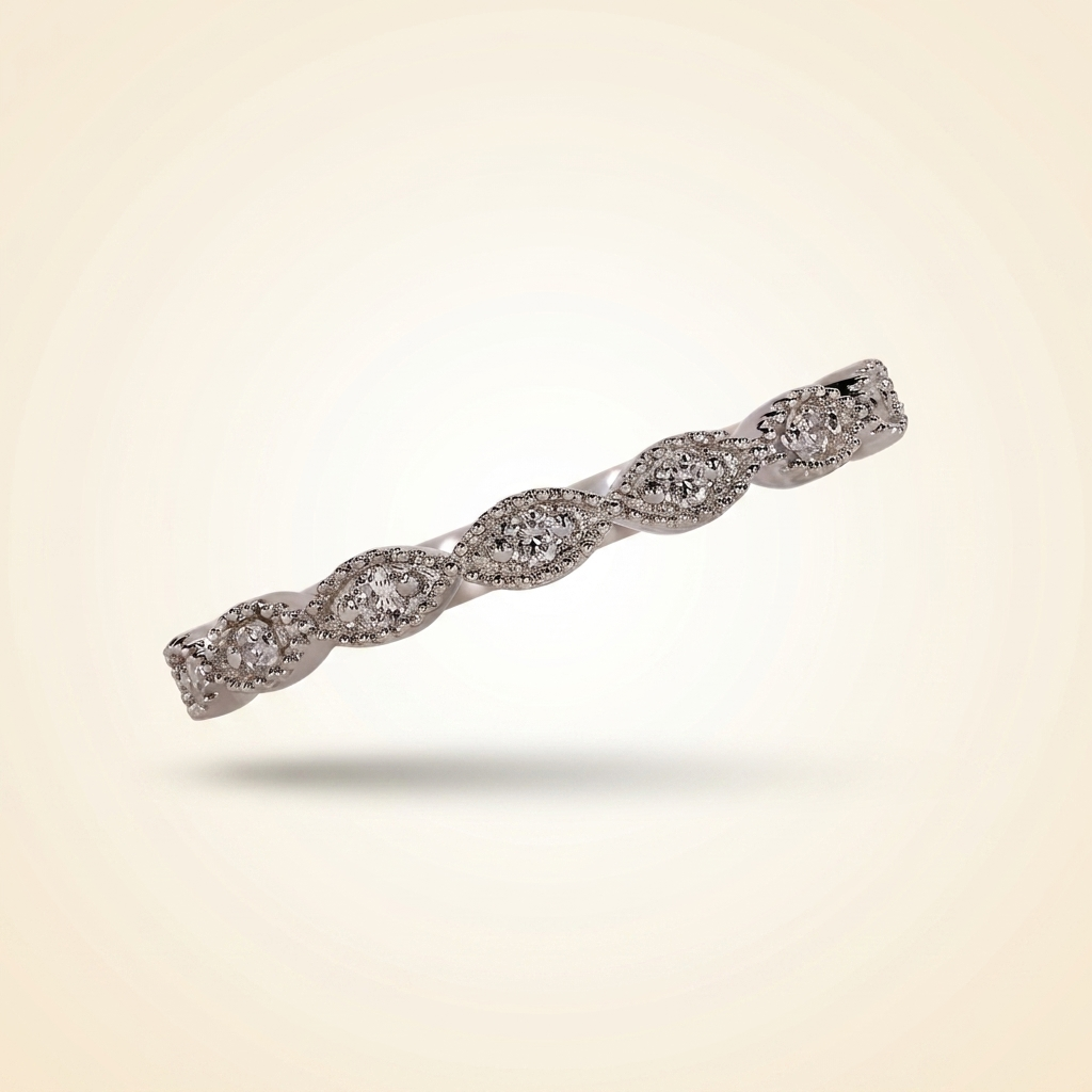 vintage-inspired round diamond band