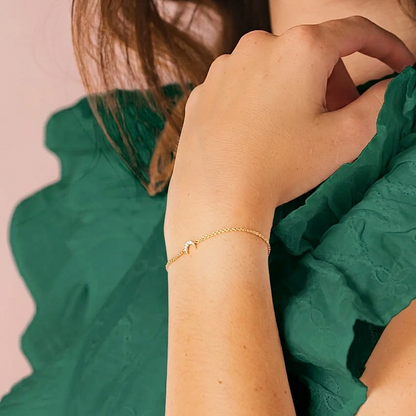 Pavé Diamond Crescent Moon Chain Bracelet