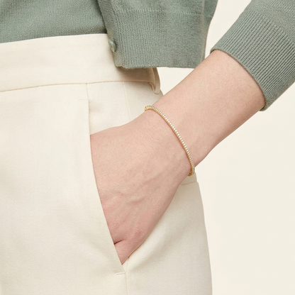 Ultra-Thin Pavé Diamond Hinged Bangle Bracelet