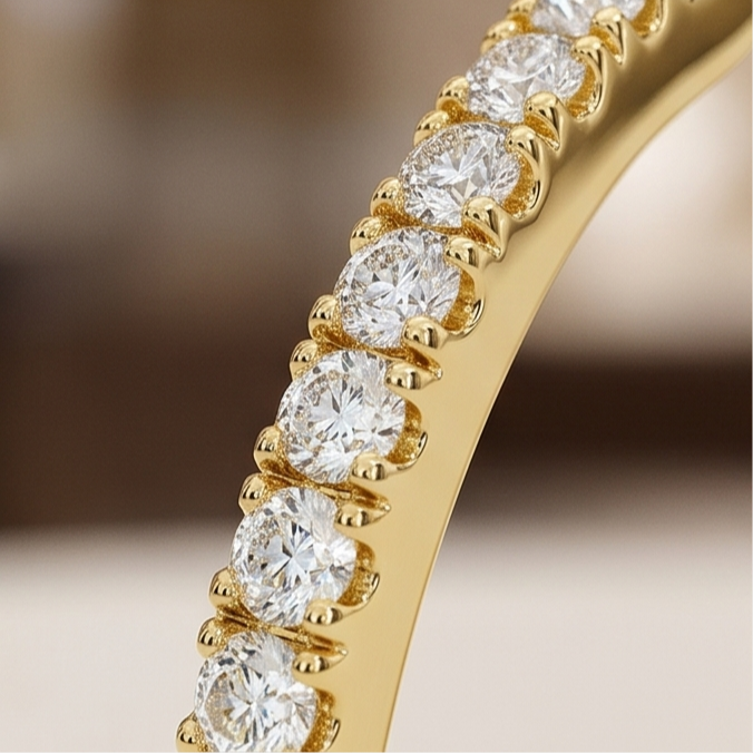 Round Lab Grown Diamond Pavé Engagement Ring in Gold – Four Prong Solitaire with Hidden Halo