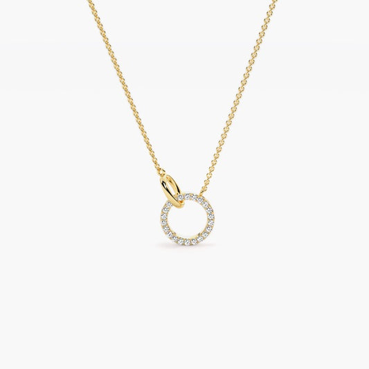 Lab Grown Diamond Circle Pendant Necklace in Yellow Gold