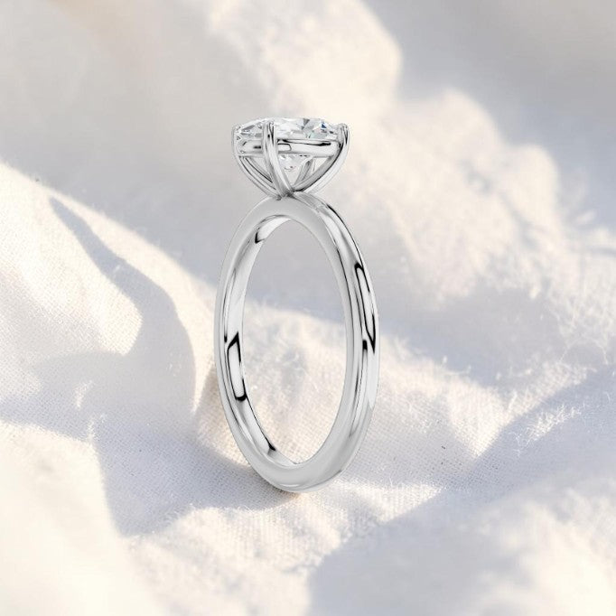 14K Gold 1 Carat Oval Cut Lab Grown Diamond Solitaire Engagement Ring